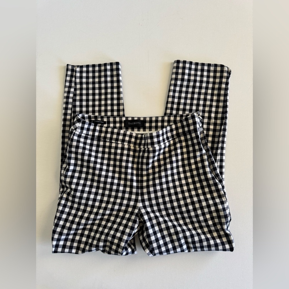 ✨Talbots Women’s Black & White Plaid Cropped Pants✨